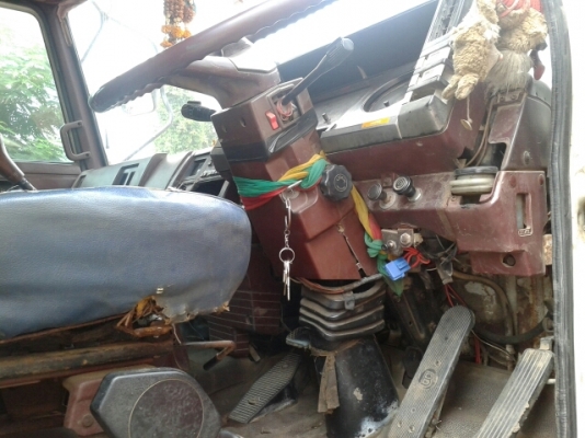 ขายร็อกกี้ 10ล้อ2เพลา195แรง ขายร็อกกี้ 10ล้อ2เพลา195แรง