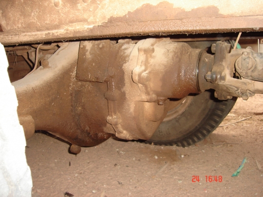 ขายรถบรรทุกรถเกี่ยว 10 ล้อ 1 เพลา  hino f18