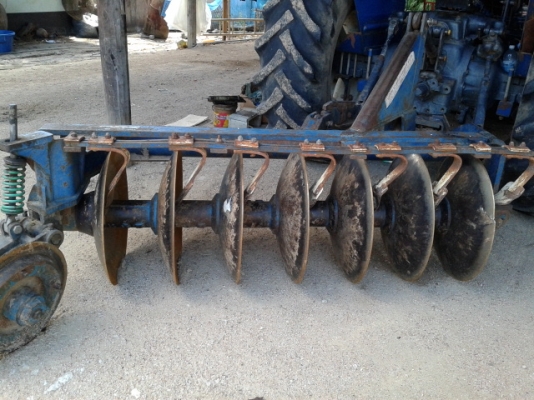 FORD 6600 เสื้อลาย