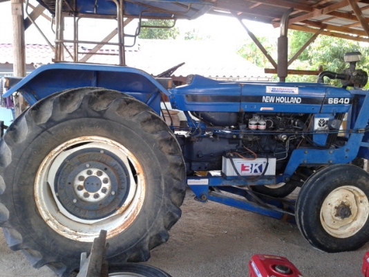 FORD 6600 เสื้อลาย