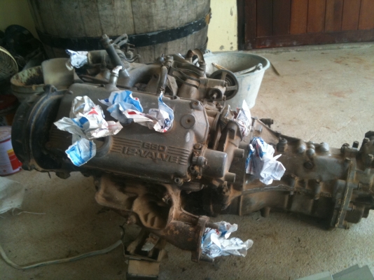 เครื่องยนต์ Daihatsu 660 cc พร้อมเกียร์ ราคา 4,500 เครื่องยนต์ Daihatsu 660 cc พร้อมเกียร์ ราคา 4,500