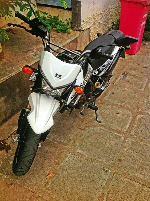 ขาย KSR สตาร์ทมือ สีขาว