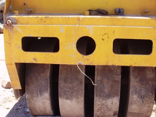 รถบด ล้อยาง ซาไก 2 คัน คันละ 40,000 เท่านั้น ใช้งานได้เลย