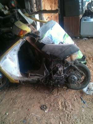 ดรีม 2 คัน ขับได้เริ่มต้น 4,000 บาท มอเตอร์ไซค์หลายคัน