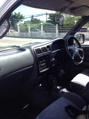 ขายสด หรือ แลกกับ yaris