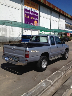 ขายสด หรือ แลกกับ yaris