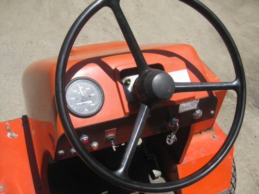 ขายรถตัดหญ้า TSUCHIYA TM3-320-4DH 3แก็งค์ พร้อมใช้งาน