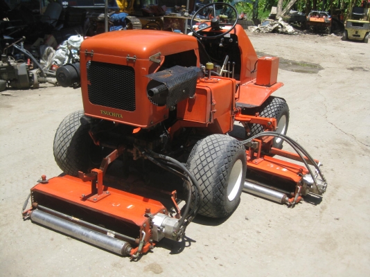 ขายรถตัดหญ้า TSUCHIYA TM3-320-4DH 3แก็งค์ พร้อมใช้งาน