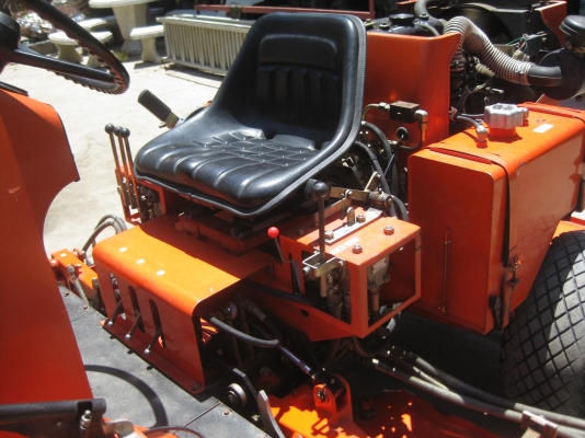 ขายรถตัดหญ้า TSUCHIYA TM3-320-4DH 3แก็งค์ พร้อมใช้งาน