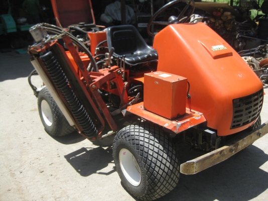 ขายรถตัดหญ้า TSUCHIYA TM3-320-4DH 3แก็งค์ พร้อมใช้งาน