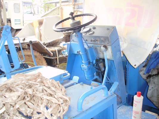 รถตักล้อยาง