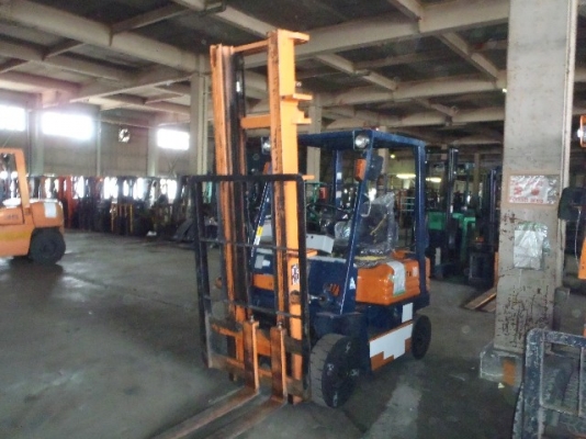 ขาย FORK LIFT TOYOTA ใช้ได้ทั้งเบนซิน และ LPG