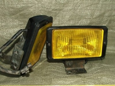 สปอร์ตไล้ท์  MMC Stanley 4.5x7x2 หลอด H3