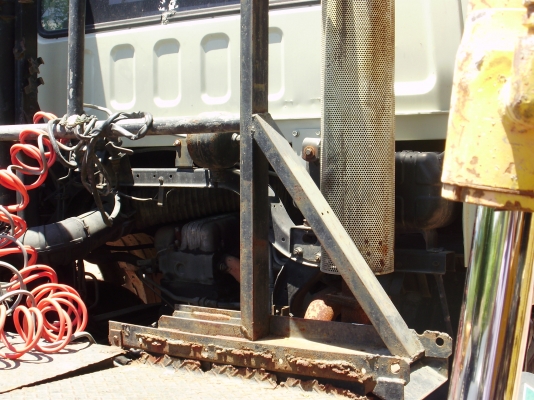 รถหัวลากสิบล้อ