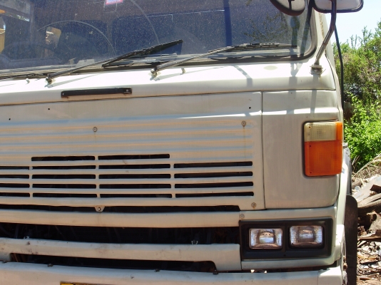 รถหัวลากสิบล้อ