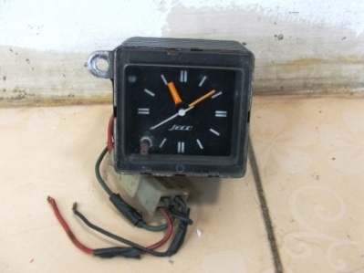 นาฬิกา ไฟฟ้า Jeco ขนาด 2x2"