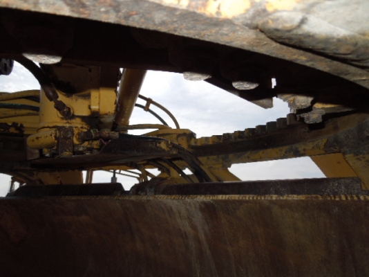 รถเกรด CATERPILLAR  140G  รถนอกนำเข้า จากญี่ปุ่นสภาพดีมาก ติดต่อ มานะ  085-9049669