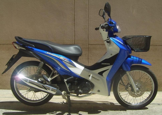 ขายHonda Wave 110I . สตาร์ทมือ รถปีเดียว พรบ.หมด เม.ย..56