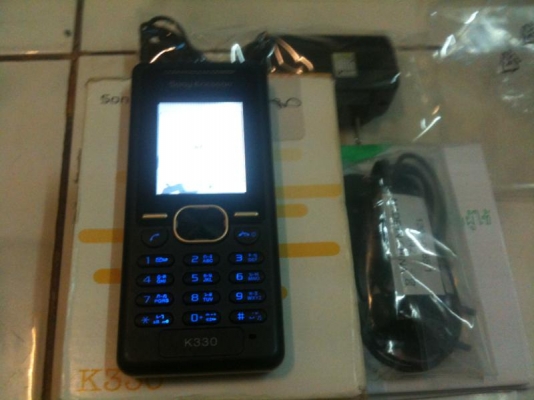 ขายโทรศัพท์ Sony Ericsson K330 ใหม่ 100 \% แถมบูลทูธ MOTO H-800 ส่งฟรี เคลมฟรี