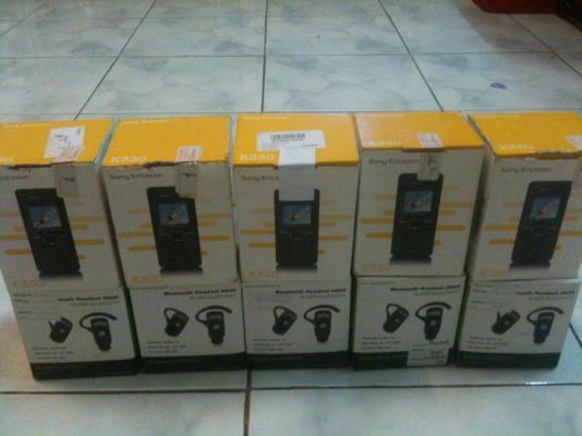 ขายโทรศัพท์ Sony Ericsson K330 ใหม่ 100 \% แถมบูลทูธ MOTO H-800 ส่งฟรี เคลมฟรี