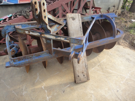 ผานชักร่อง พร้อมขาขูดร่อง  สภาพสวยมากๆ พร้อมใช้((086-2126921))