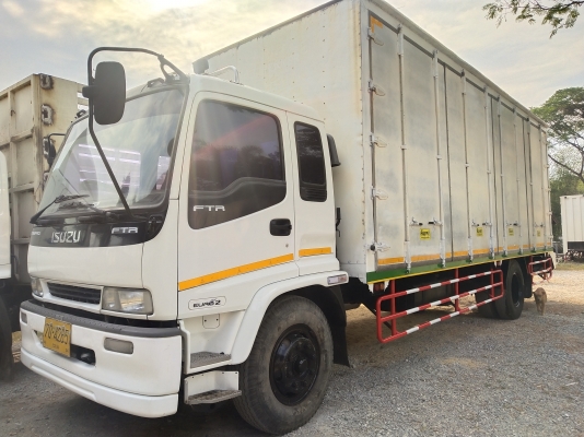 6 ล้อใหญ่ ISUZU FTR 200 แรงม้า ยาว 7.20ม.* รถสวยเดิม+สภาพพร้อมใช้งาน ปี2547 * รถห้างแท้ * มีเล่มพร้อ