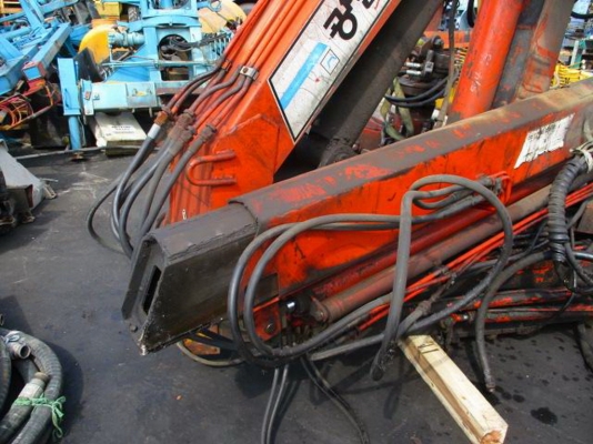 ขายเครน  เฮียบพับ  3.55 ตัน นำเข้า โทร084-5424150 line id : rapinzat