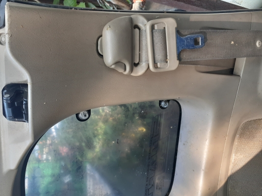 ประตูแค๊บ วีโก้แชมป์ Samt cab 2 บาน  อุปกรณ์ครบ ประตูแค๊บ วีโก้แชมป์ Samt cab 2 บาน  อุปกรณ์ครบ