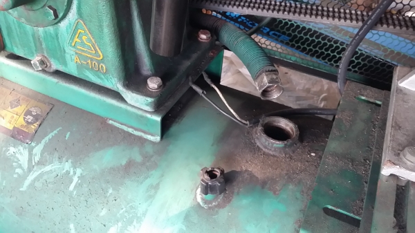 10แรง ถัง300 ไฟ380 ตามสภาพ อะไหล่หาง่าย 10แรง ถัง300 ไฟ380 ตามสภาพ อะไหล่หาง่าย