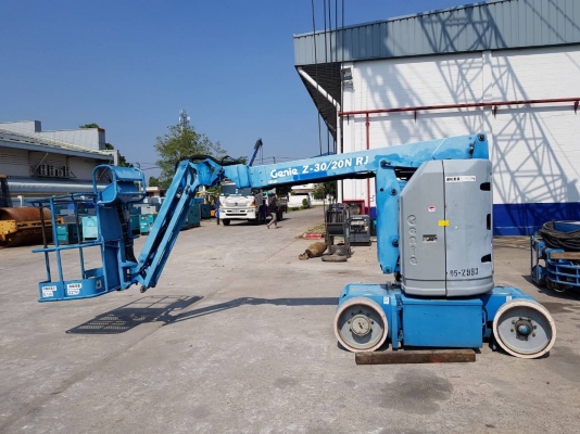 ขายรถกระเช้าไฟฟ้า 9เมตร GENIE Z-30/20N ปี2007 เก่าญี่ปุ่น ประหยัดกว่ามือ1ไปกว่า 70\% ขายรถกระเช้าไฟฟ้า 9เมตร GENIE Z-30/20N ปี2007 เก่าญี่ปุ่น ประหยัดกว่ามือ1ไปกว่า 70\%