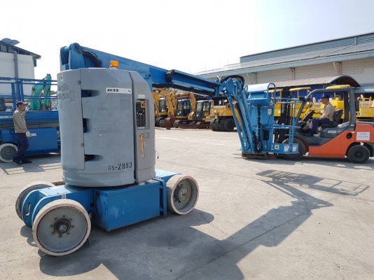 ขายรถกระเช้าไฟฟ้า 9เมตร GENIE Z-30/20N ปี2007 เก่าญี่ปุ่น ประหยัดกว่ามือ1ไปกว่า 70\% ขายรถกระเช้าไฟฟ้า 9เมตร GENIE Z-30/20N ปี2007 เก่าญี่ปุ่น ประหยัดกว่ามือ1ไปกว่า 70\%