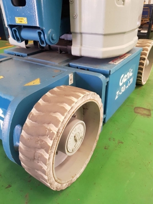 อีก1คัน กระเช้าไฟฟ้า 9เมตร GENIE Z-30 ยางดี แบตเตอรี่ดี ระบบสมบูรณ์ จากญี่ปุ่น อีก1คัน กระเช้าไฟฟ้า 9เมตร GENIE Z-30 ยางดี แบตเตอรี่ดี ระบบสมบูรณ์ จากญี่ปุ่น