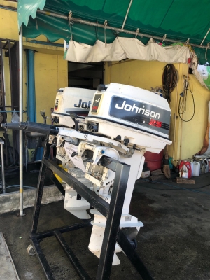 ขาย เครื่องเรือ Johnson 25แรง หาง 17 เก่าญี่ปุ่น ราคาตัวละ 25,000