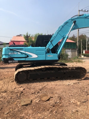 มีVDO KOBELCO SK200-3 เครื่องใหม่ ปั้มใหม่ เฟลมสวย ช่างล่างเต็ม แอร์เย็นเอกสารซื้อขาย