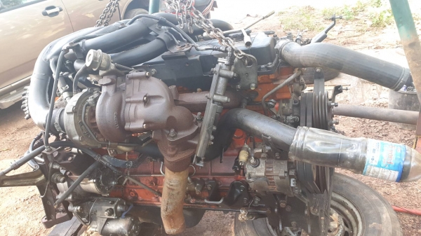 เครื่อง ISUZU 6HE1 เทอร์โบอินเตอร์ พร้อมหม้อน้ำอินเตอร์คูลเลอร์ พร้อมใบอินวอยแบบ32นำเข้าถูกต้อง