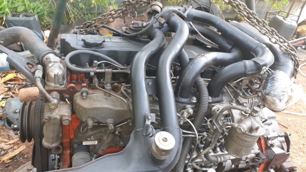 เครื่อง ISUZU 6HE1 เทอร์โบอินเตอร์ พร้อมหม้อน้ำอินเตอร์คูลเลอร์ พร้อมใบอินวอยแบบ32นำเข้าถูกต้อง