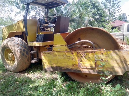 ขายรถบดสั่นสะเทือน 2 เพลาไดน่าแพค