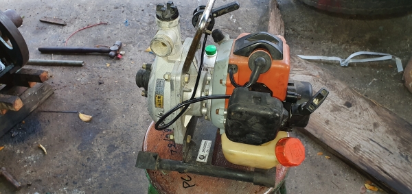 1 x 1 นิ้ว ปั้มน้ำ 2 จังหวะ 2800 บาทรวมส่ง