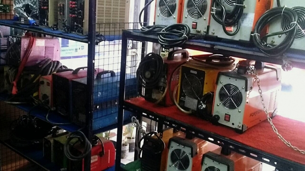 ศูนย์รวมตู้เชื่อมมือสองเกรดเอ และ อะไหล่