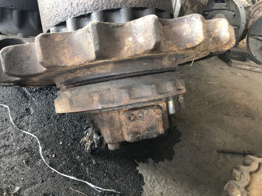 ขายตัวเดินแมคโค ขายตัวเดินแมคโค