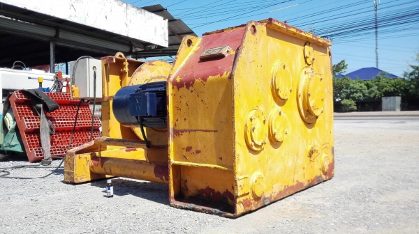 กว้านสลิงไฟ้ฟ้าของเยอรมัน B W 10 Made in GERMANY ขนาด 10000 kg ( 10 ton ) Roll สลิงม้วนยาวเกิน 500 m มอเตอร์ Sew Eurodrive 20 HP