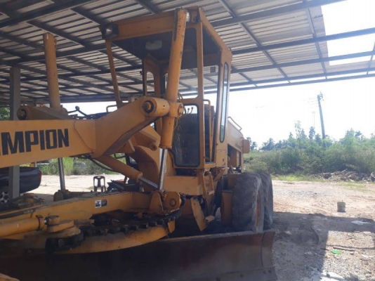 รถเกรด แชมป์เปี้ยน 710 เอกสารเล่มทะเบียน 850,000 นครศรีธรรมราช รถเกรด แชมป์เปี้ยน 710 เอกสารเล่มทะเบียน 850,000 นครศรีธรรมราช