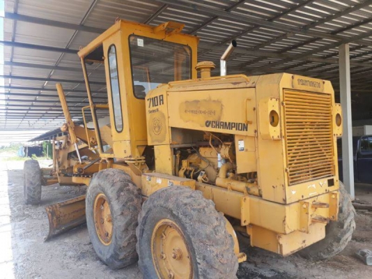 รถเกรด แชมป์เปี้ยน 710 เอกสารเล่มทะเบียน 850,000 นครศรีธรรมราช รถเกรด แชมป์เปี้ยน 710 เอกสารเล่มทะเบียน 850,000 นครศรีธรรมราช