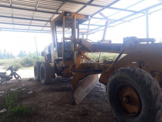 รถเกรด แชมป์เปี้ยน 710 เอกสารเล่มทะเบียน 850,000 นครศรีธรรมราช