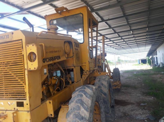 รถเกรด แชมป์เปี้ยน 710 เอกสารเล่มทะเบียน 850,000 นครศรีธรรมราช