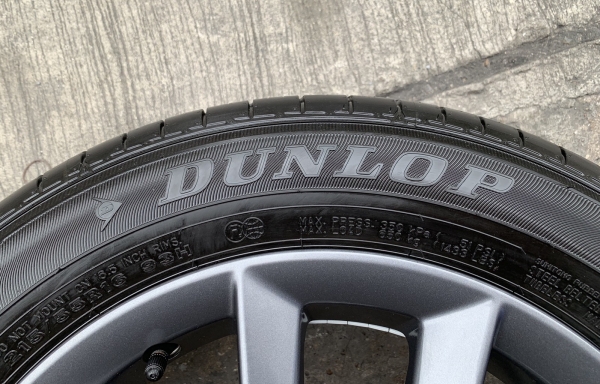 ล้อแม็กป้ายแดง Honda Civic FC 2019 ขอบ 16 สีเทากัน พร้อมยางป้ายแดง 215-55-16 Dunlop ปี 19 ใหม่ยกห้าง สวยกริ๊บ