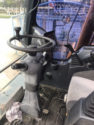 ขายรถแบคโฮล้อยาง HYUNDAI R140 W สวยเอกสารทะเบียน