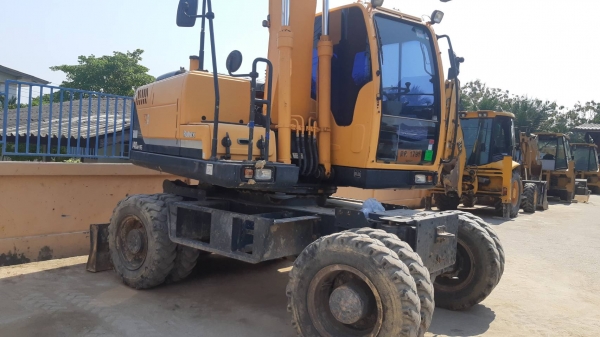 ขายรถแบคโฮล้อยาง HYUNDAI R140 W สวยเอกสารทะเบียน