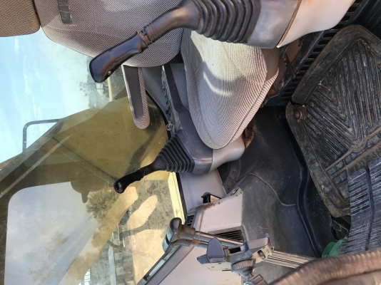 Komatsu pc200-7 เล่มทะเบียน เครื่องดี ปั้มแรง โซ่หนา