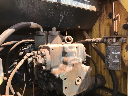 Komatsu pc200-7 เล่มทะเบียน เครื่องดี ปั้มแรง โซ่หนา